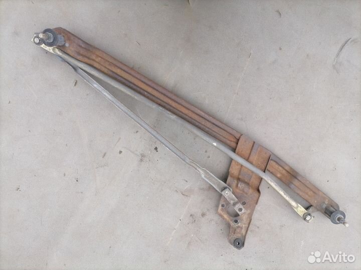 Трапеция стеклоочистителей для VW Passat (B3)