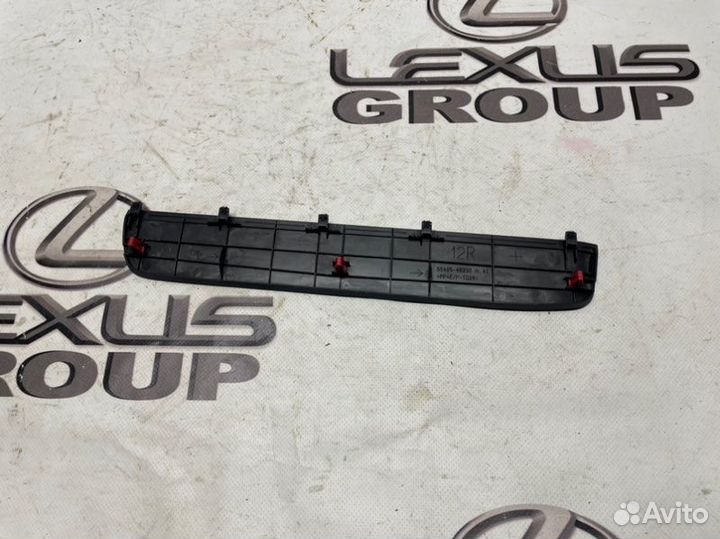 Накладка торпеды Lexus RX300