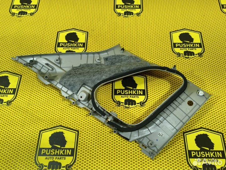 Обшивка стойки задней верхняя правая Renault