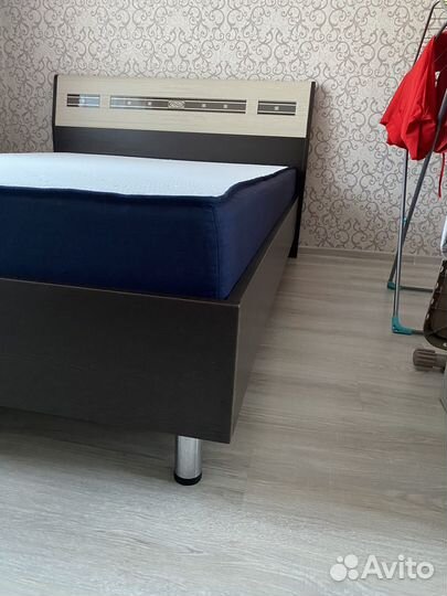 Кровать двухспальная 140 200