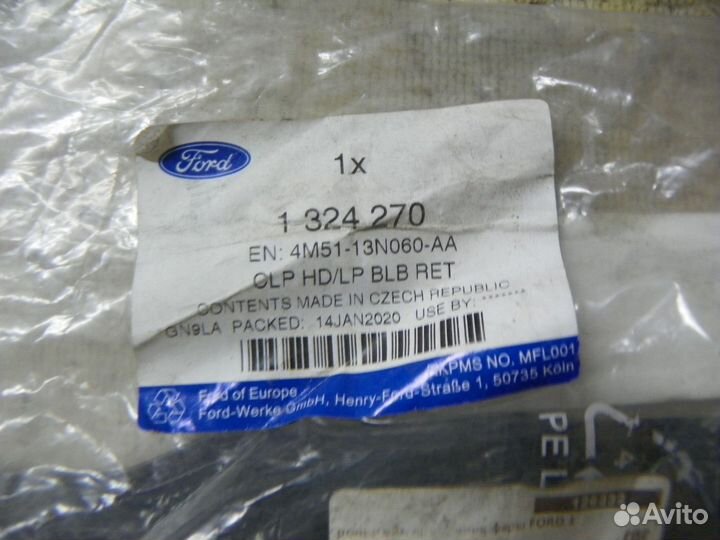 Кронштейн крепления фары Ford Focus