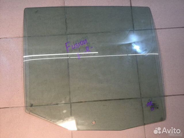 Стекло двери задней правой Ford Fusion 2002-2012