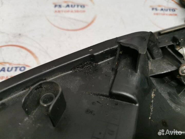 Фара галогеновая передняя правая Ford Kuga 1 2.0