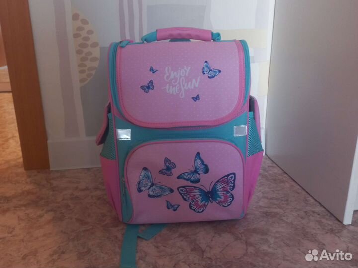 Рюкзак для девочки новый