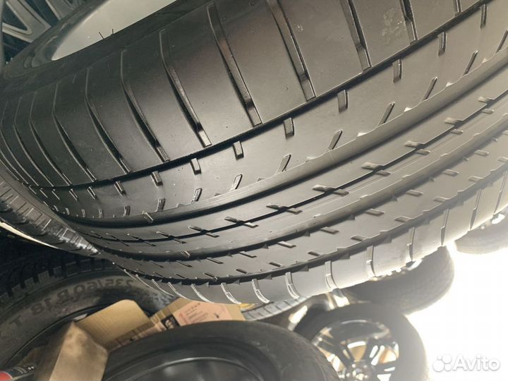 Goodyear Eagle F1 Asymmetric 295/40 R22