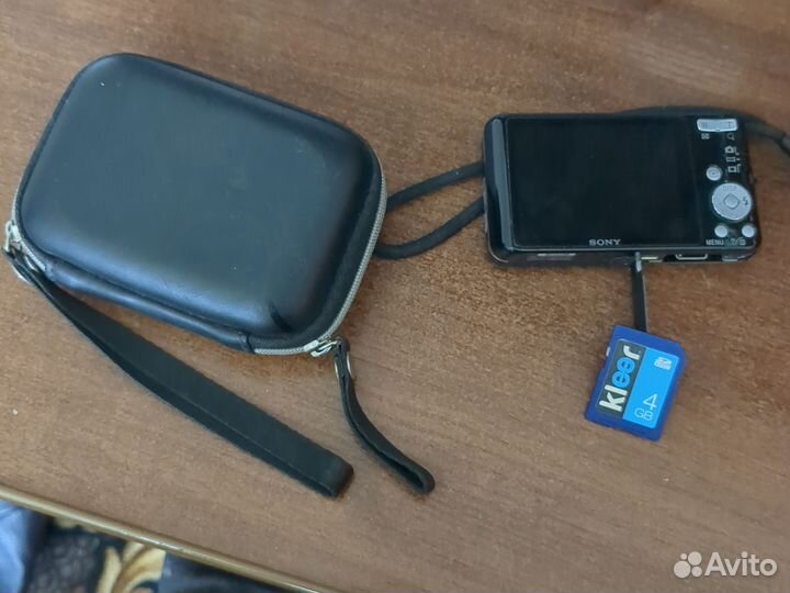 Компактный фотоаппарат sony cyber shot