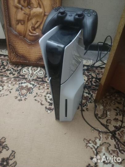 PlayStation 5 Slim (Япония CFI-2000A)