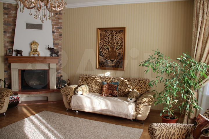 Коттедж 316 м² на участке 16 сот.