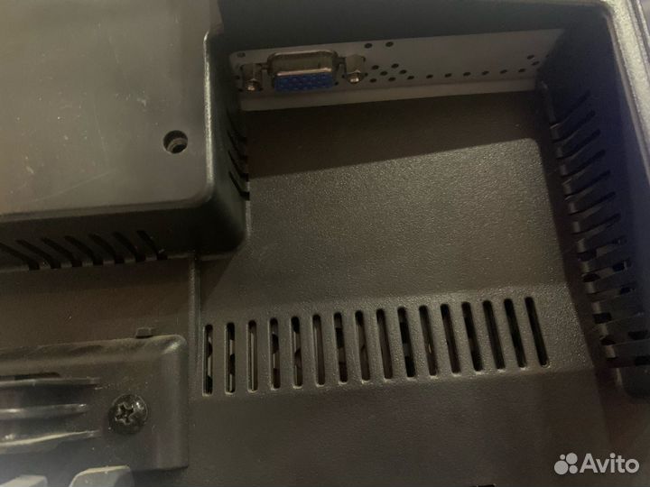 Монитор LG Flatron L1530S