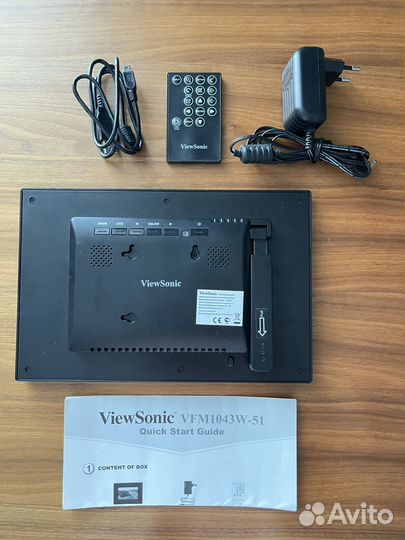 Цифровая фоторамка ViewSonic VFM1043W-51