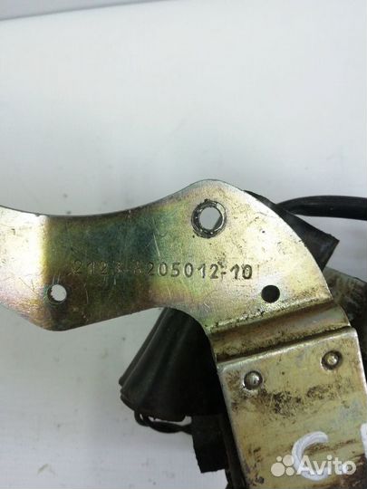 Замок двери задней правой