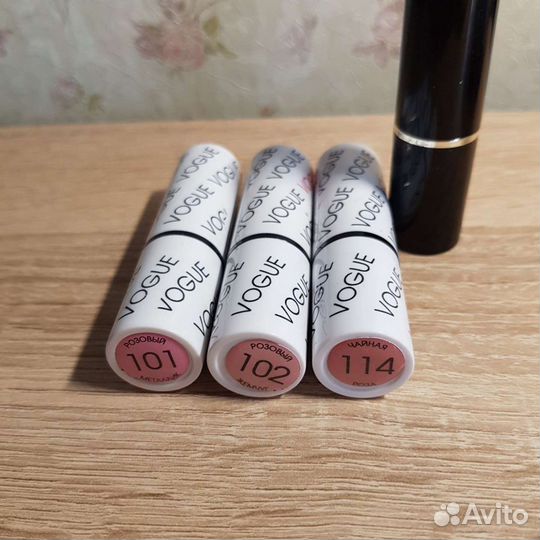 Помада, карандаш для губ Арт Визаж