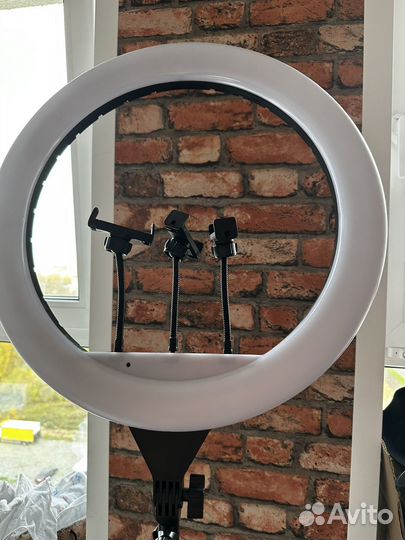 Кольцевая лампа