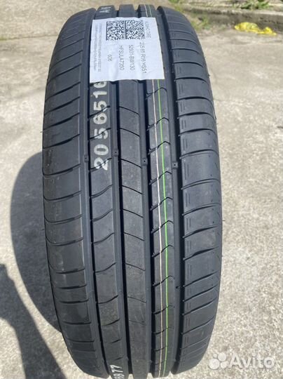 Kumho Ecsta HS51 205/65 R16