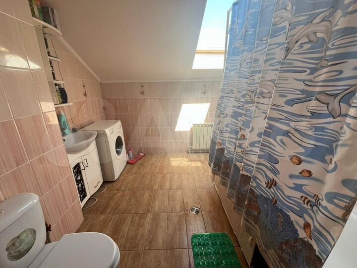 2-к. квартира, 50 м², 3/3 эт.