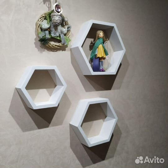 Полка настенная соты