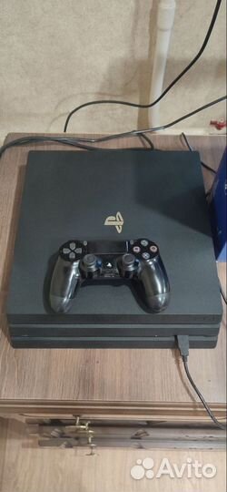 Sony playstation 4 PS4 pro 1tb с играми