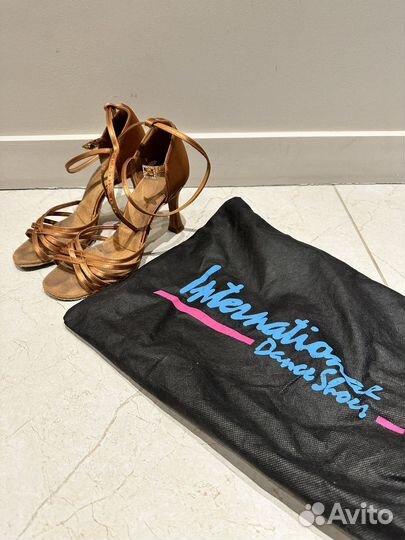 Туфли для бальных танцев латина