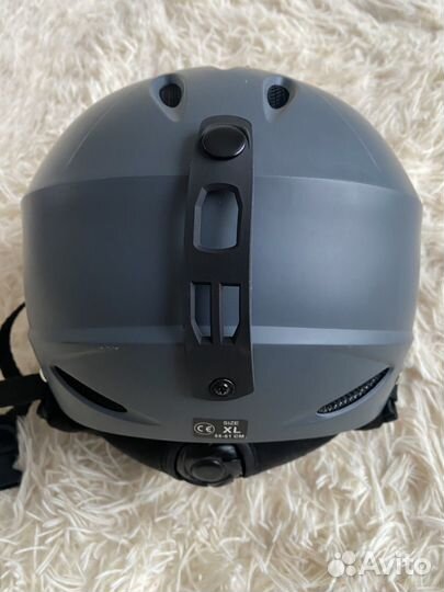 Шлем горнолыжный