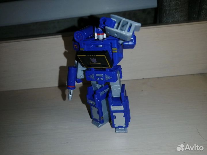 Transformers kingdom Soundwave
