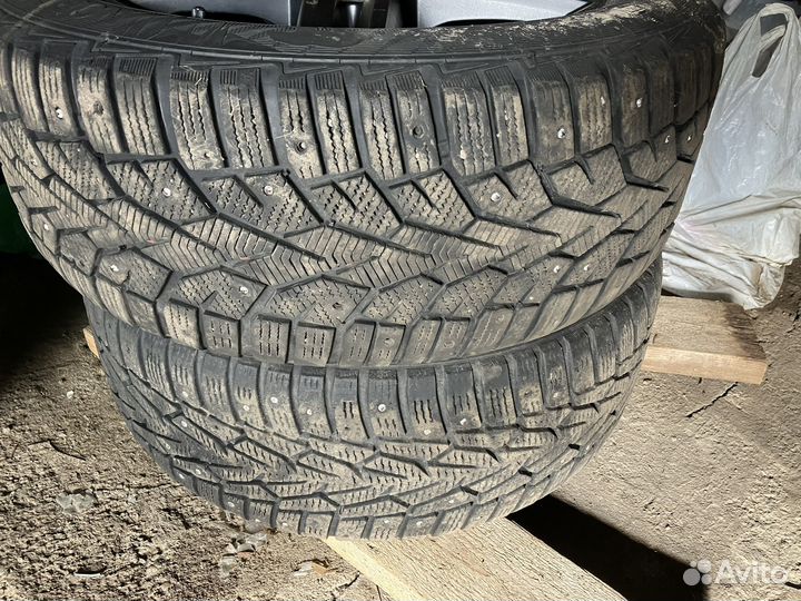 Колеса в сборе 215/55R16 зимние