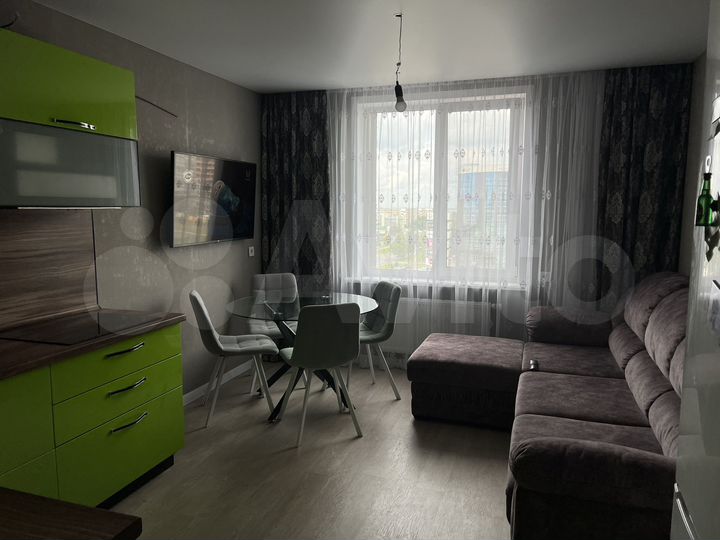 2-к. квартира, 59 м², 8/18 эт.