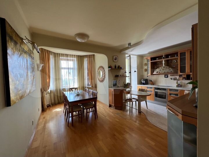 4-к. квартира, 155,7 м², 6/8 эт.