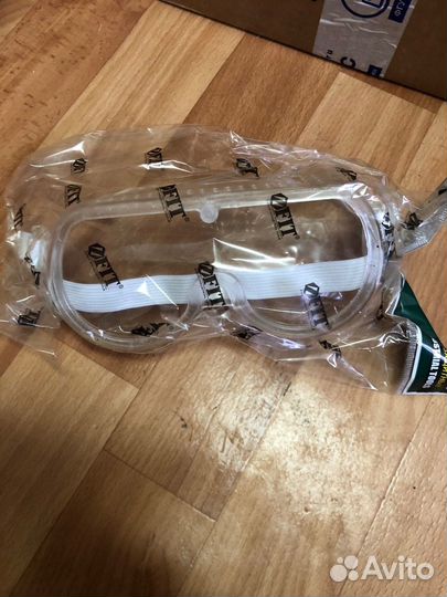 Очки медицинские защитные