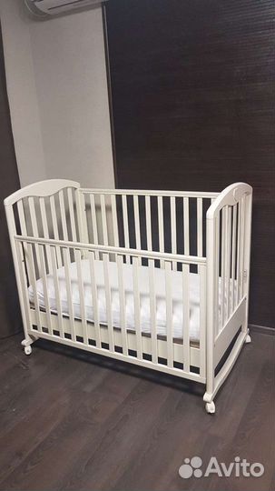 Кроватка детская Bambolina