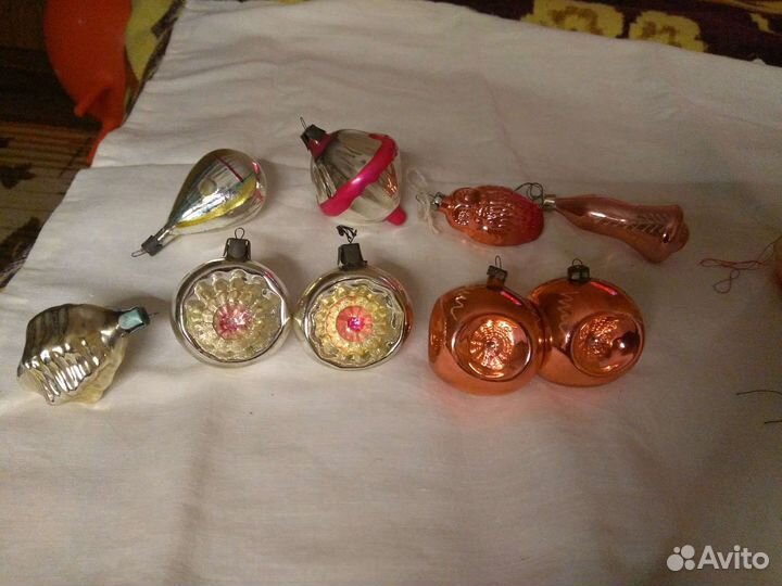 Новогодние игрушки СССР и современные, маски