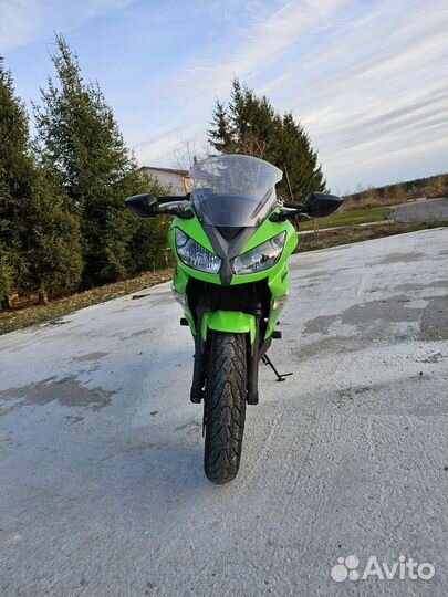 Kawasaki ninja 400r