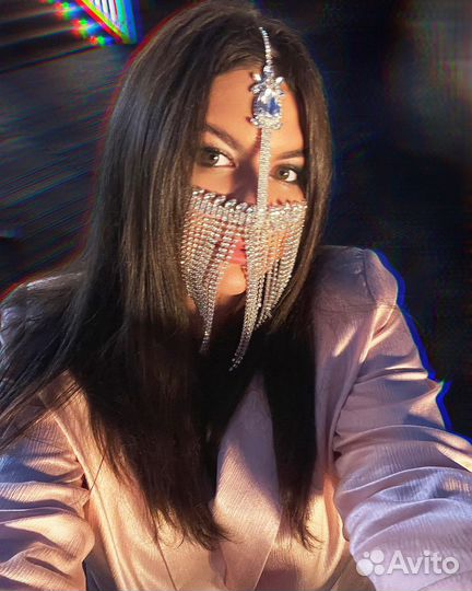 Маска, тиара