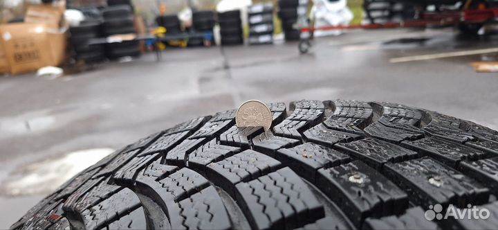 Michelin Latitude X-Ice 295/40 R20