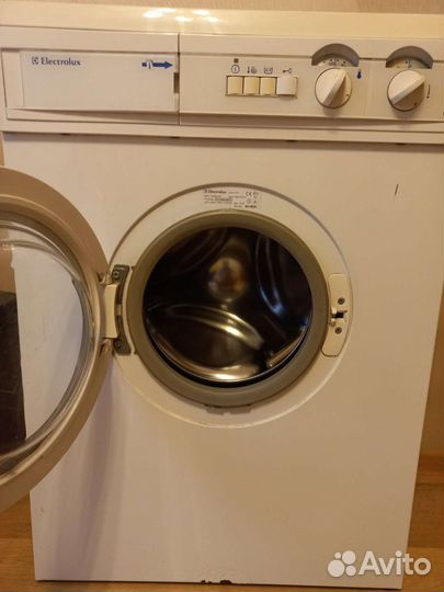 Стиральная машина Electrolux
