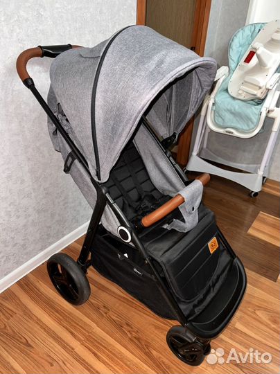 Прогулочная коляска Kinderkraft серая