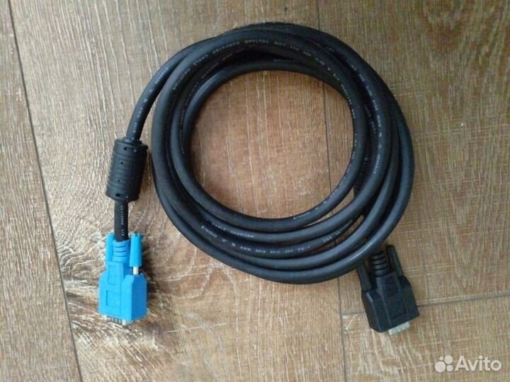 Кабель для компьютера