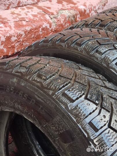 Michelin X-Ice North 4 185/85 R15 92B