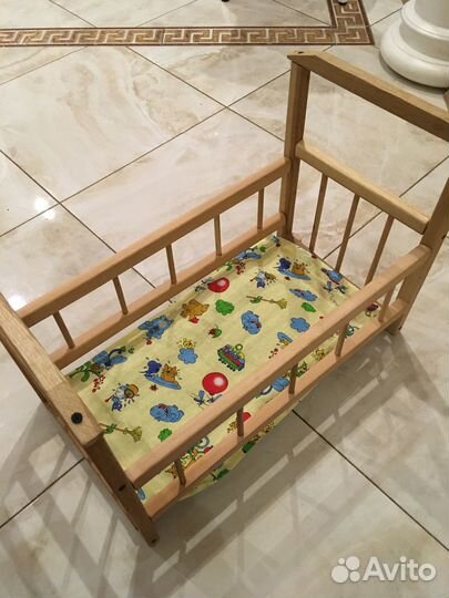 Кроватка игрушечная деревянная