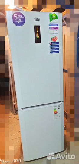 Холодильник beko