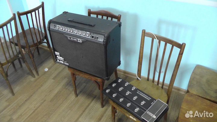 Гитарный комбоусилитель