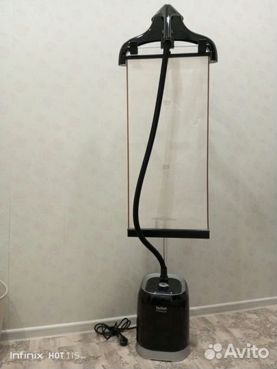 Отпариватель для одежды вертикальный