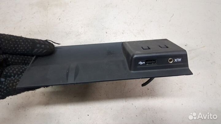 Разъем AUX/USB Skoda Octavia (A7), 2016