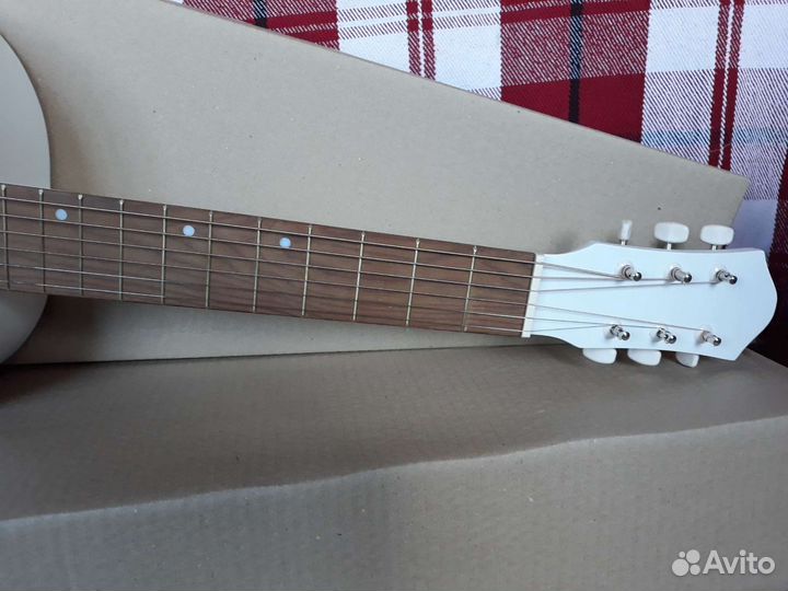 Гитара новая амистар, бесплатная настройка