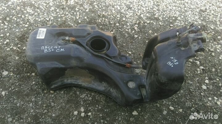 Топливный бак Фольксваген Пассат В5