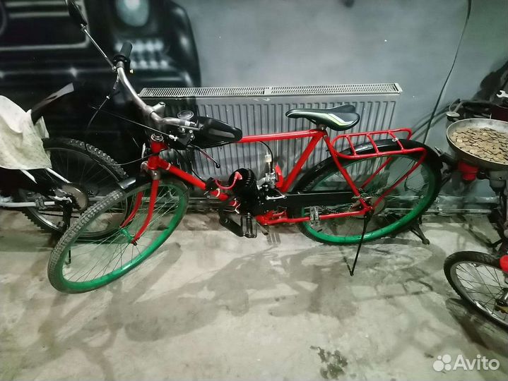 Велосипед с мотором,мопед 100 кубов