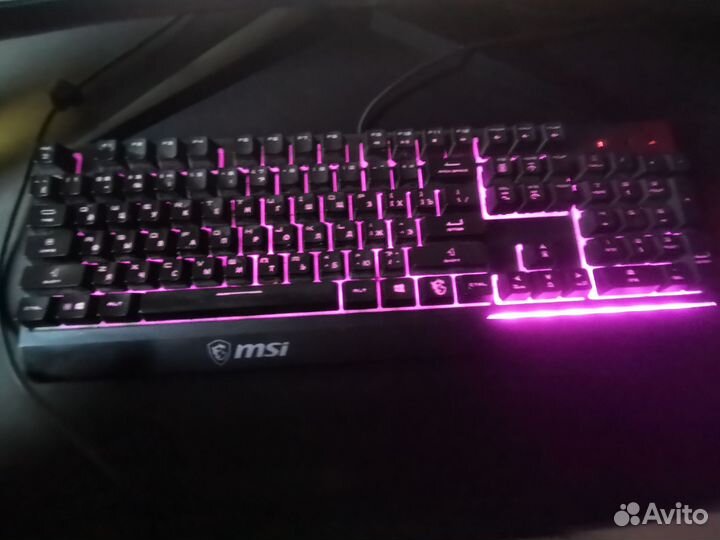 Игровая клавиатура msi