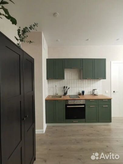 Кухонный гарнитур новый готовый