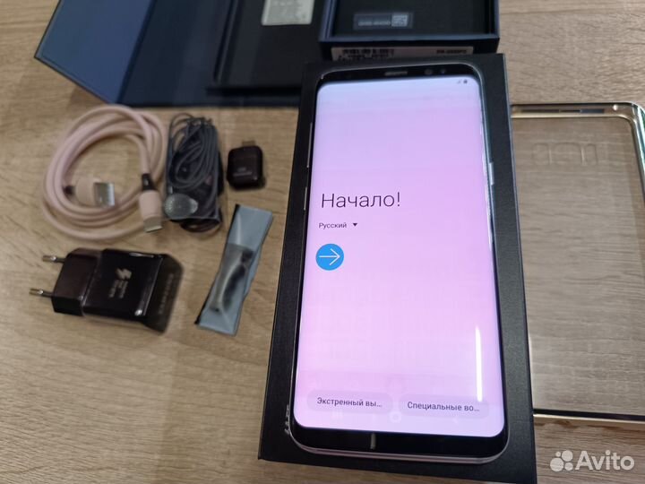Samsung Galaxy S8, 4/64 ГБ
