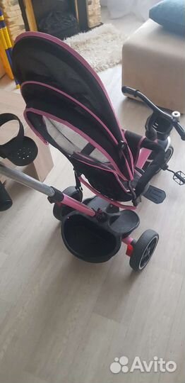 Детский велосипед с ручкой