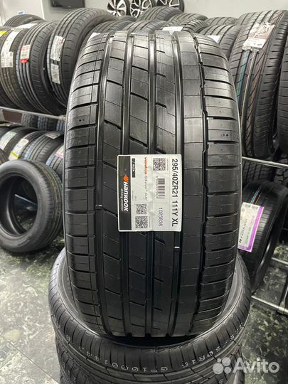 Hankook Ventus S1 Evo3 SUV K127A 295/40 R21 111Y